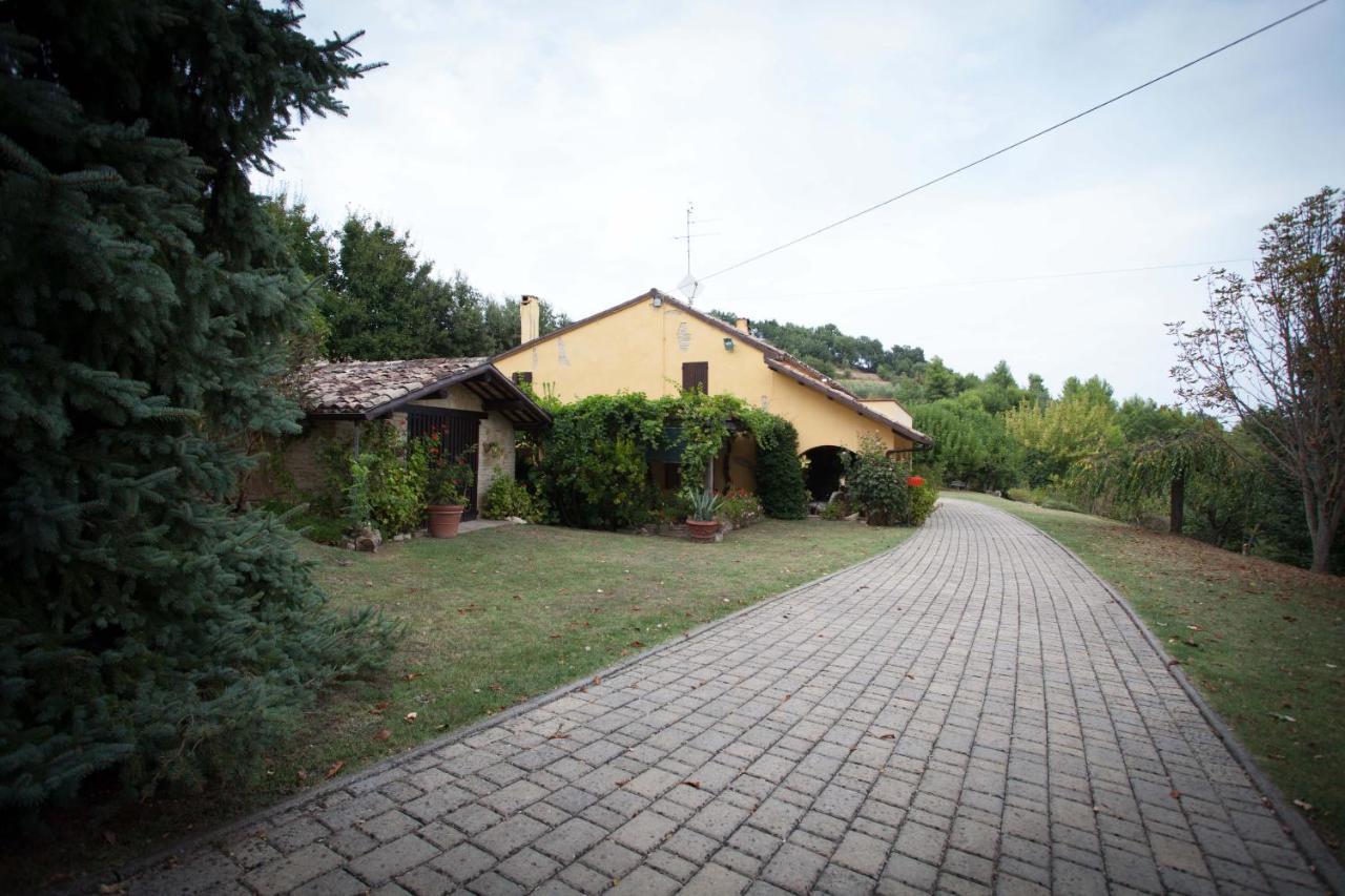 B&B Salvarosa Фано Екстер'єр фото