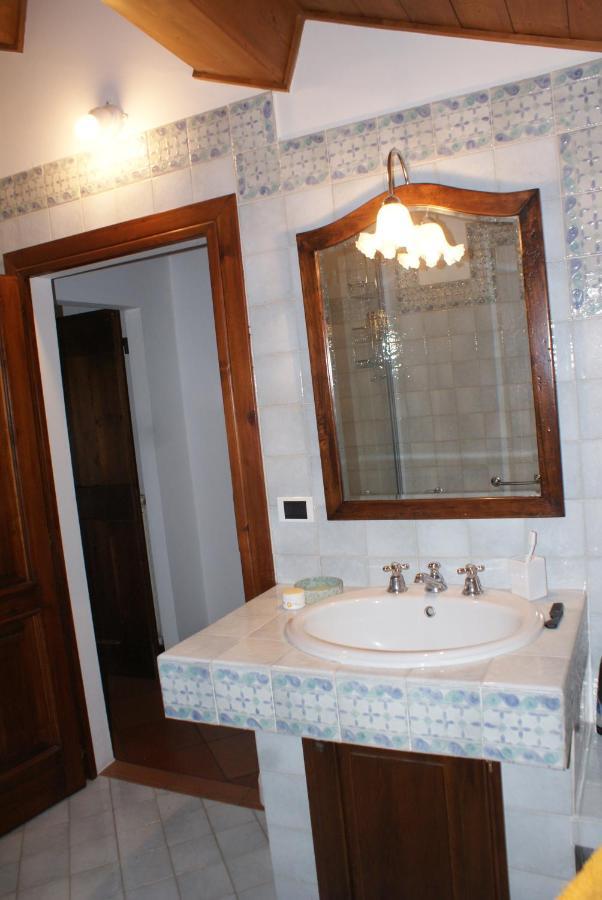 B&B Salvarosa Фано Екстер'єр фото